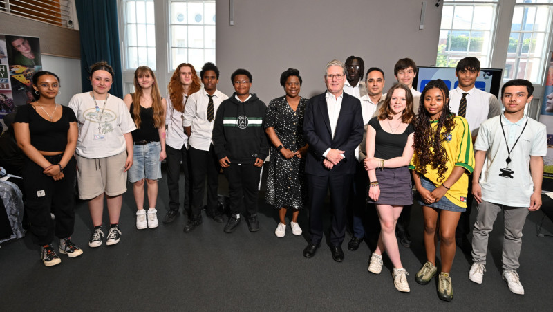 School sets out to beat online misogyny 800_parliamenthillandwilliamellisstudents-jointwinners