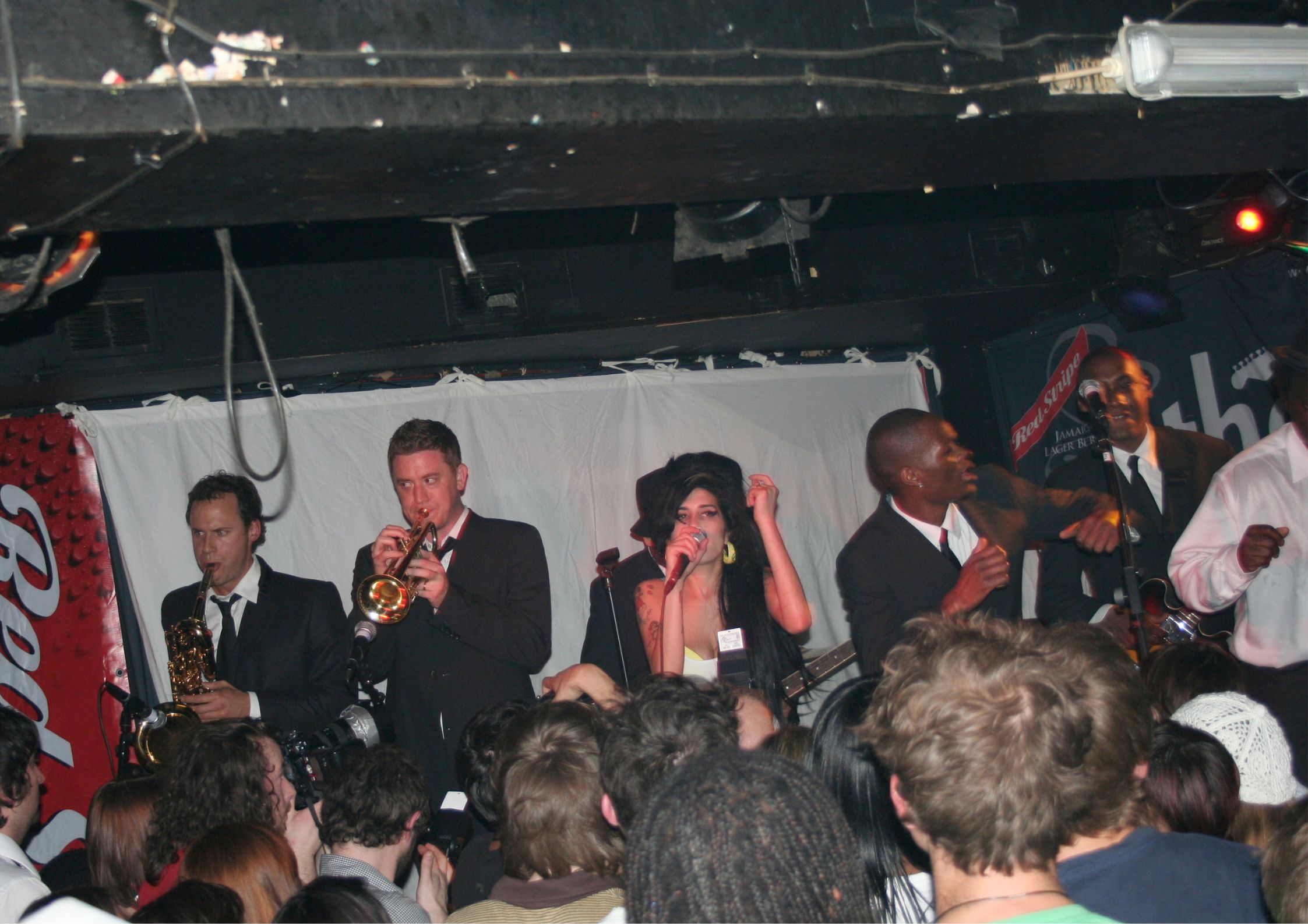 Amy Winehouse: Her greatest gig? amy winehouse dublin castle 2007 (2)