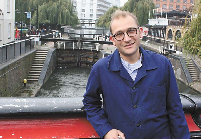 Eric Gordon: It’ll all be scribbled down somewhere Dan Carrier_Camden Lock_6723