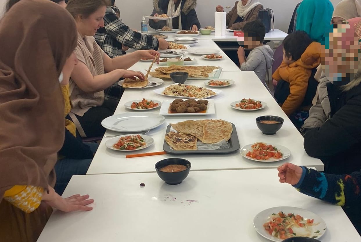 Community cooking sessions to help Afghan refugees stuck in hotels image (1)