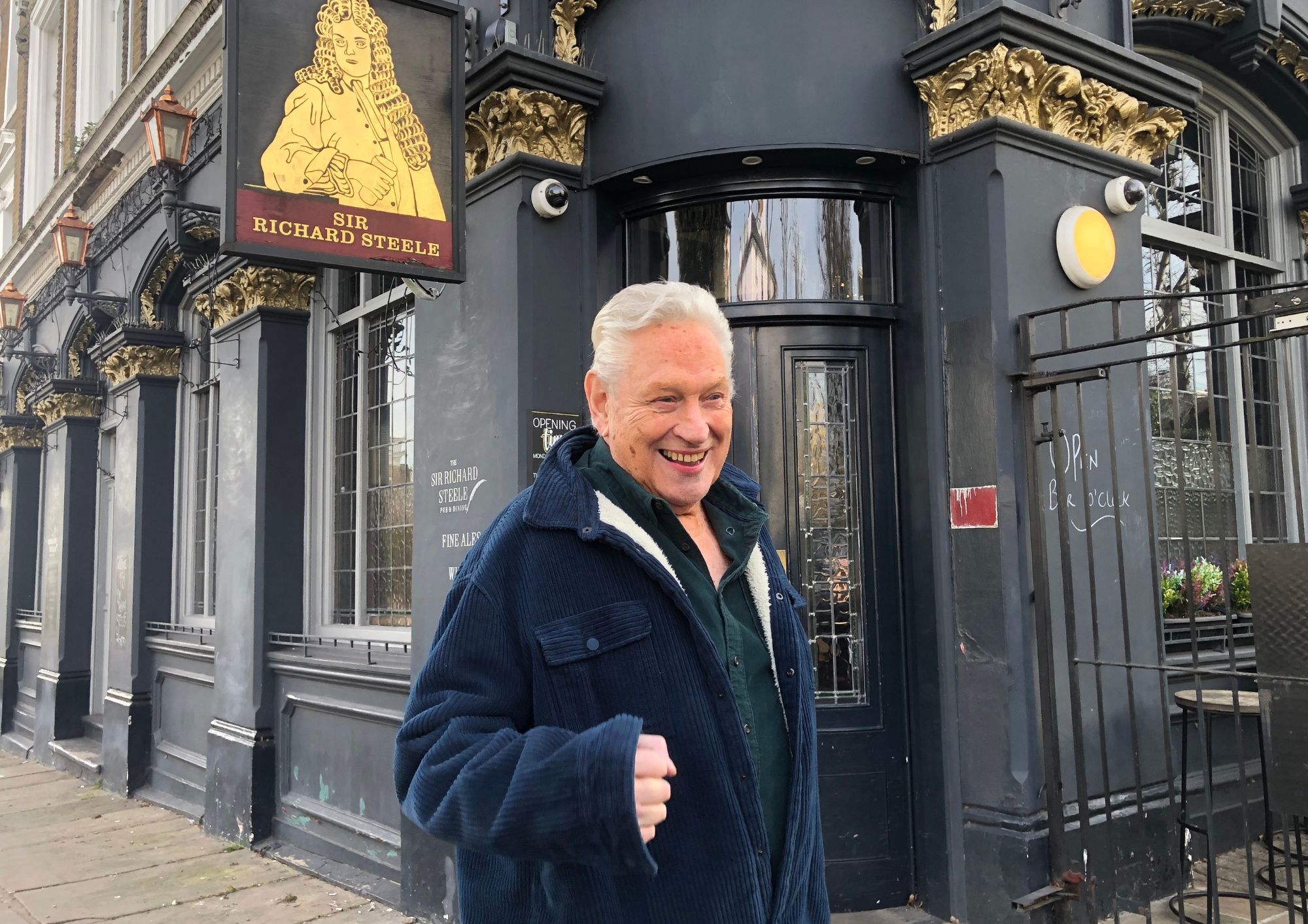 Sir Richard Steele ‘back under old management’ and ready to open again jimmy mgrath at steeles (2)