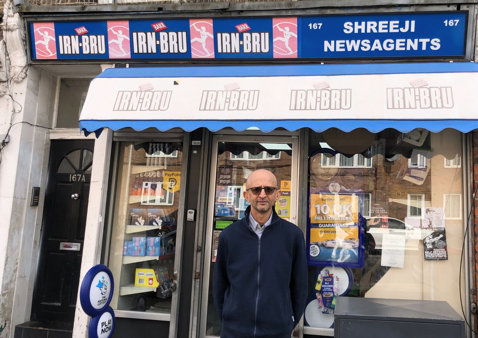 Customers hold farewell bash for Shreeji newsagent couple shreeji