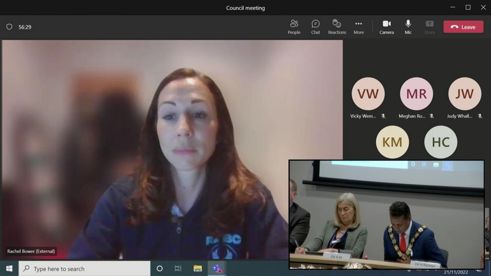 Boxing club director: Food banks are up and running but we must help address hygiene poverty too Rachel bower Camden boxing slide_4486b9d54035